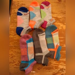 Saucony women's socks